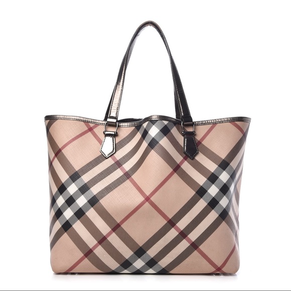 Burberry Handbags - ‼️SALE‼️Authentic Burberry Mettalic Supernova Bag